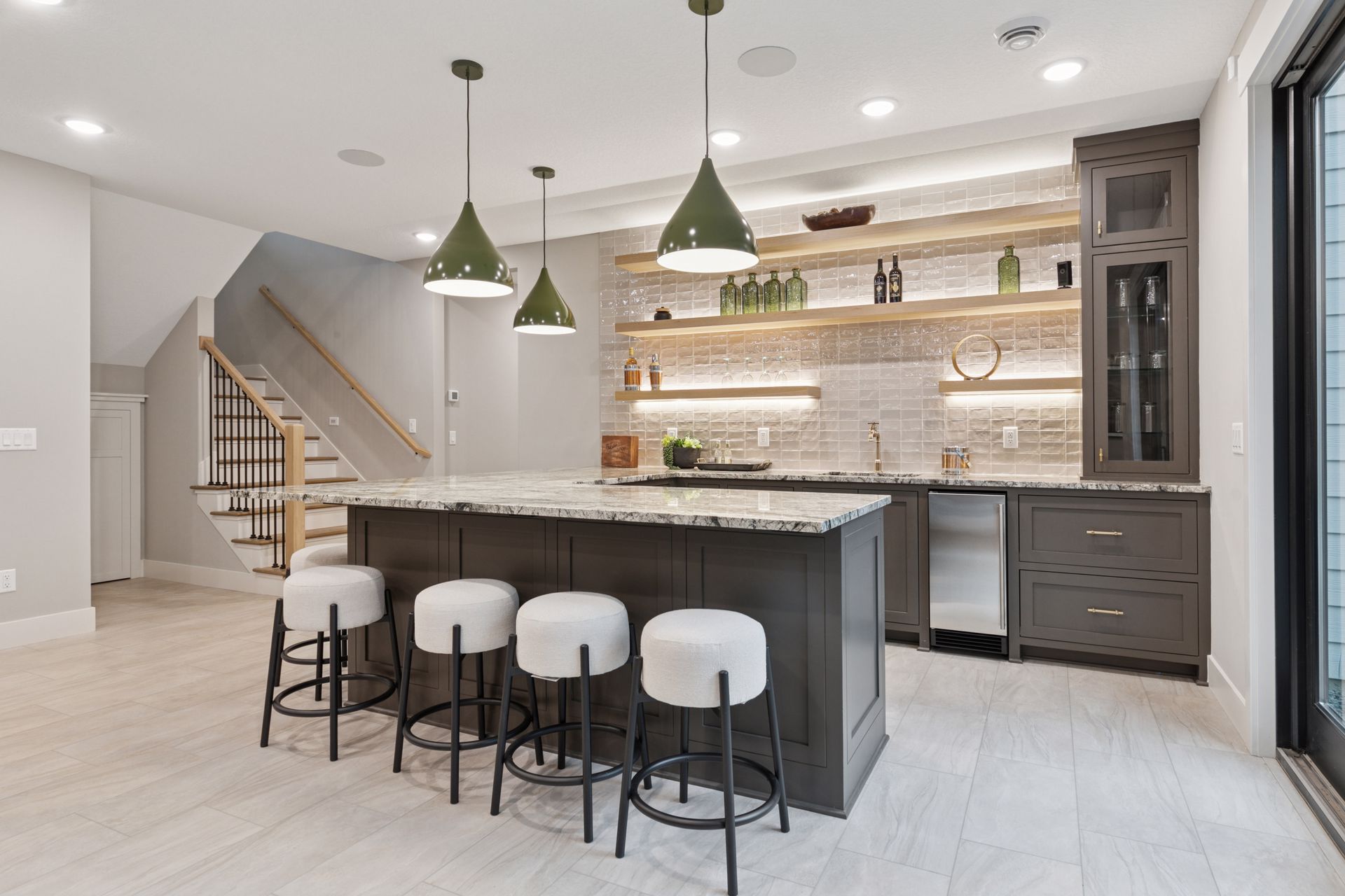 Wet bar pendant lights